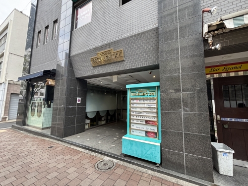 /recruit/images/横浜営業所オフィスビル