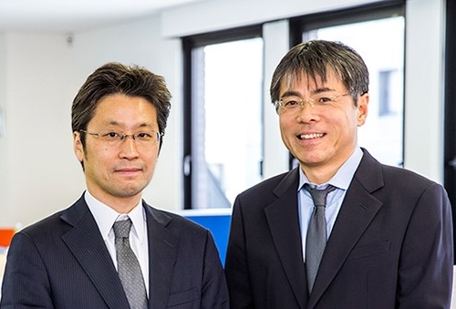 /recruit/images/ご応募お待ちしております(代表取締役会長 小平雄司(右)、代表取締役社長 清宮学(左))