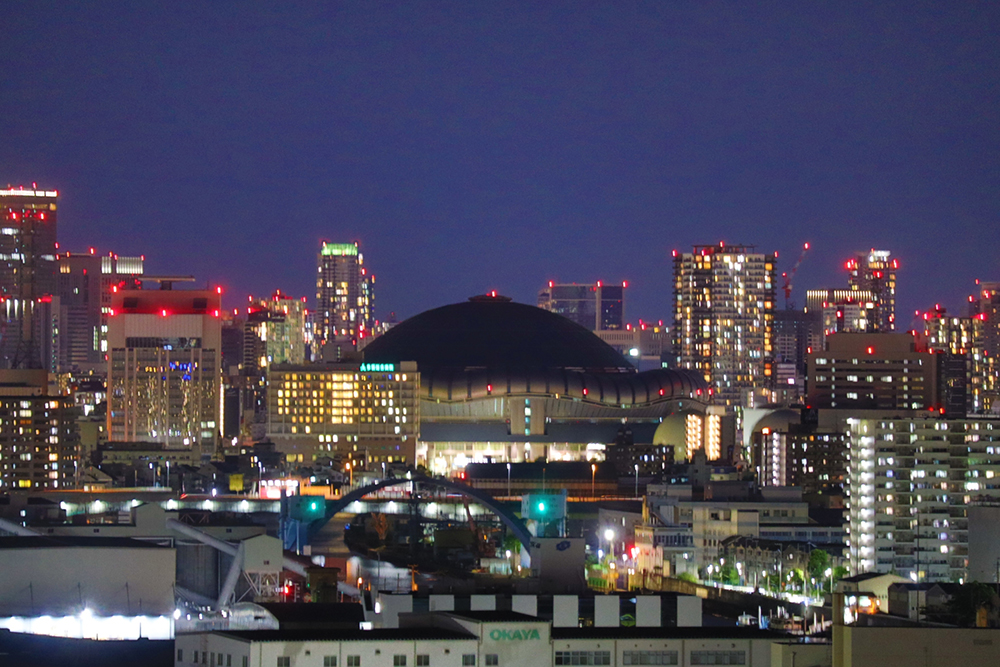 京セラドーム大阪の夜景