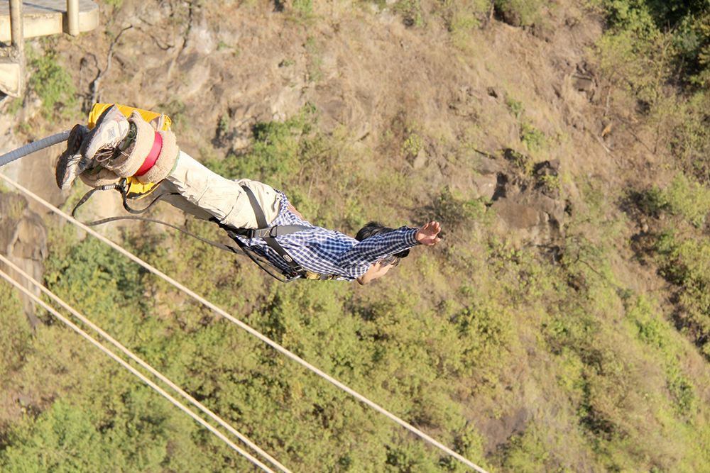 バンジージャンプ