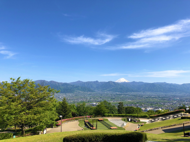 笛吹川フルーツ公園